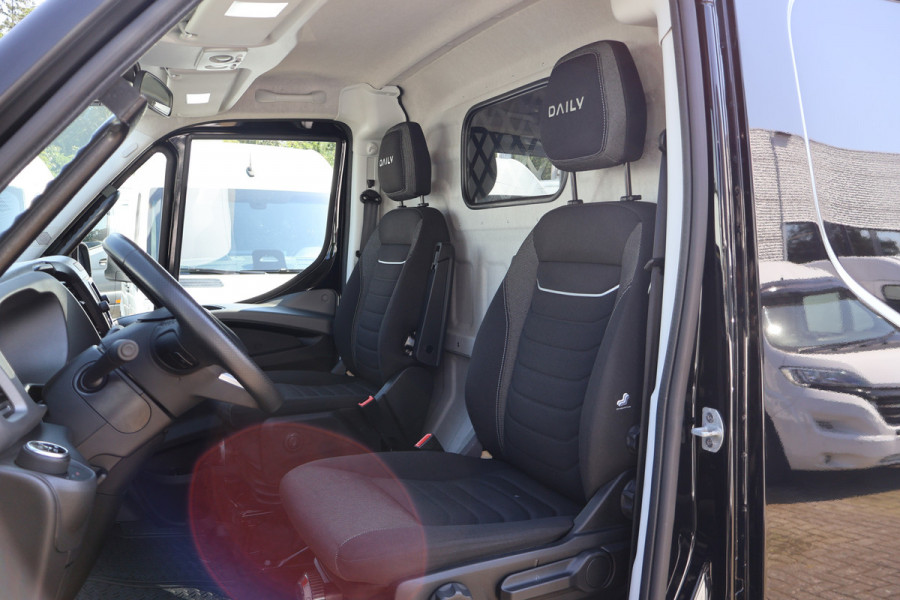 Iveco Daily 35C21 Hi-Matic Luchtvering 3.5T Trekhaak