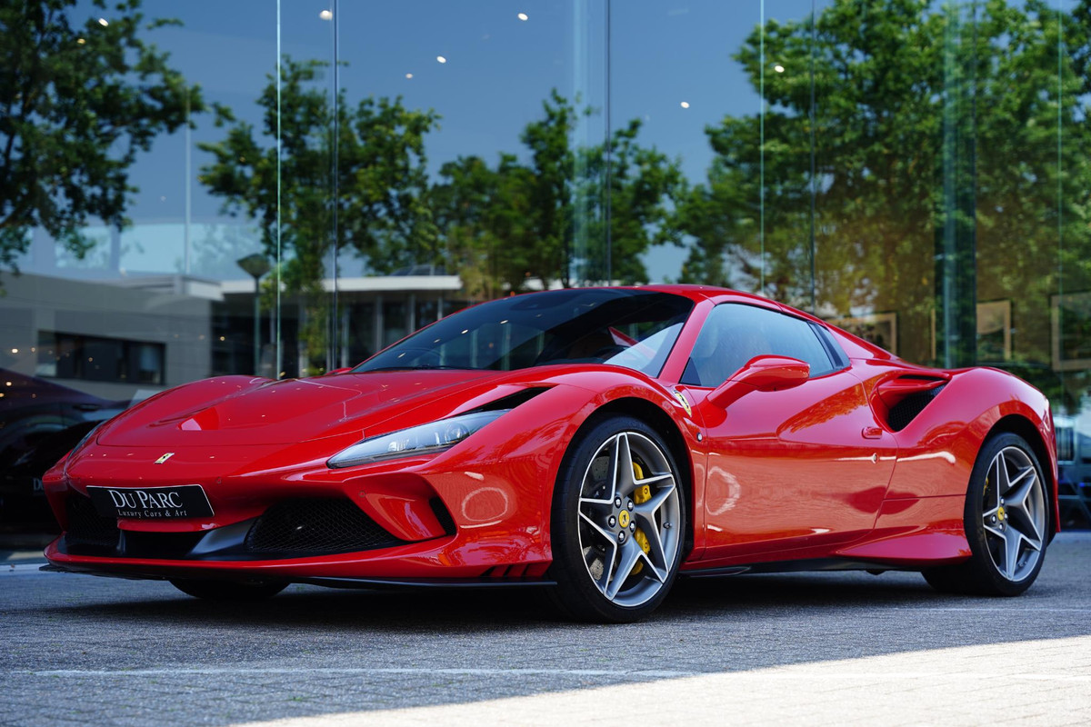 Ferrari F8 Spider 3.9 V8 HELE Carbon Pack