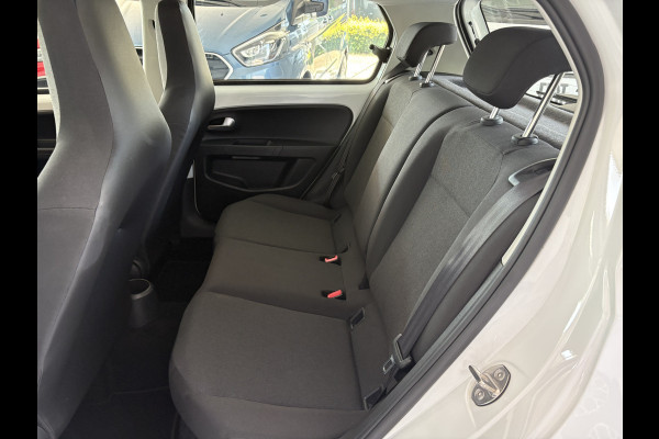 Volkswagen up! 1.0 Airco - Bluetooth - Radio - Led verlichting - Elektrische ramen - Centrale vergrendeling met afstandsbediening - Start/stop systeem