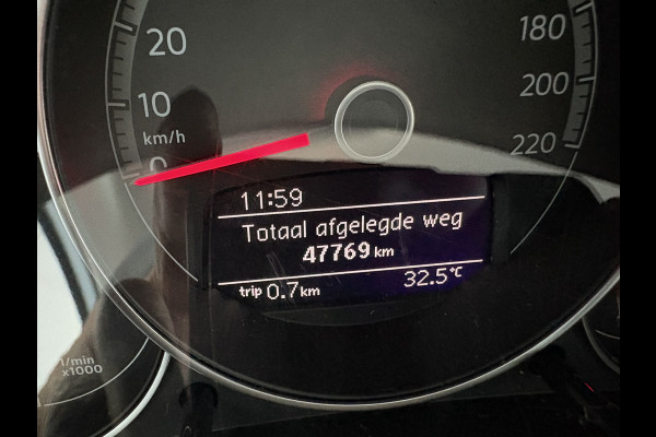 Volkswagen up! 1.0 Airco - Bluetooth - Radio - Led verlichting - Elektrische ramen - Centrale vergrendeling met afstandsbediening - Start/stop systeem