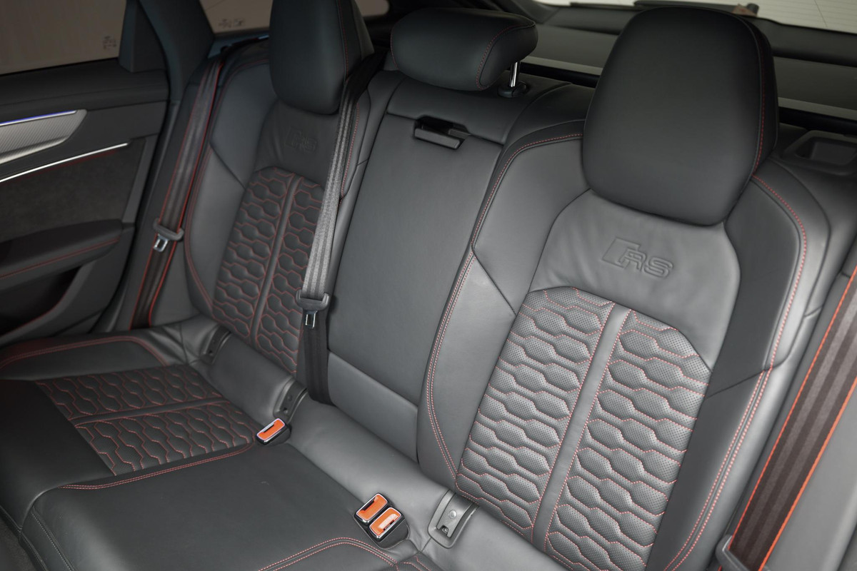 Audi RS6 Avant TFSI 4.0 quattro |Pano|Dynamic|Ceramic|AKRA|