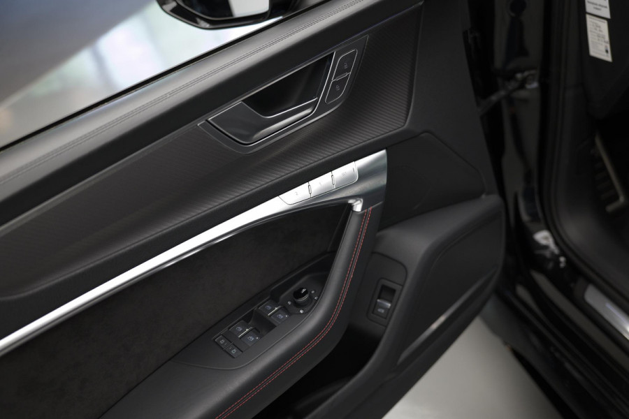 Audi RS6 Avant TFSI 4.0 quattro |Pano|Dynamic|Ceramic|AKRA|