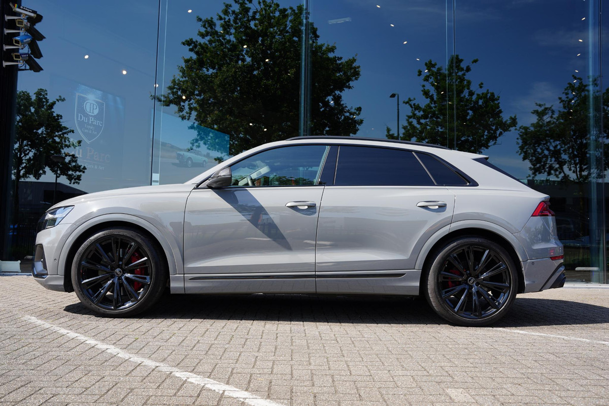 Audi SQ8 4.0 TFSI Quattro / BTW / Elek. Trekhaak / Carbon / B&O