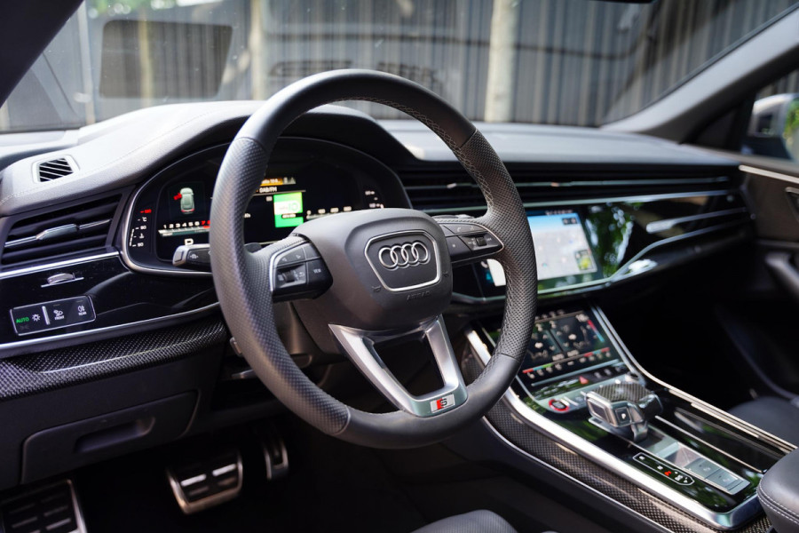 Audi SQ8 4.0 TFSI Quattro / BTW / Elek. Trekhaak / Carbon / B&O