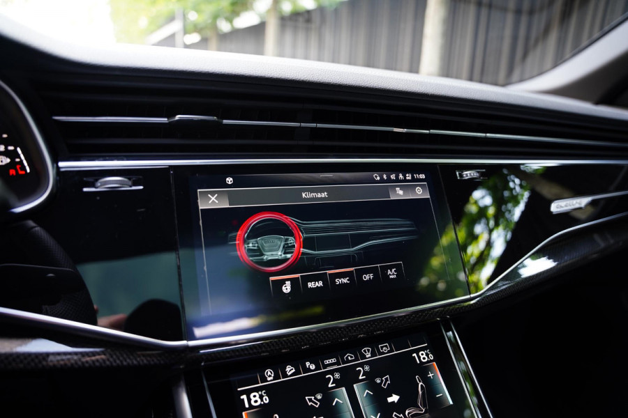 Audi SQ8 4.0 TFSI Quattro / BTW / Elek. Trekhaak / Carbon / B&O