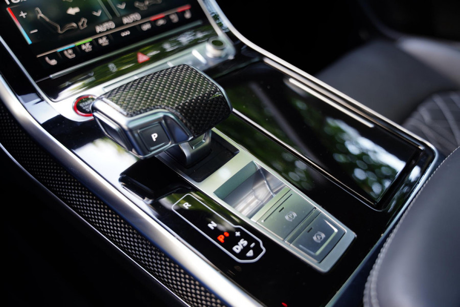 Audi SQ8 4.0 TFSI Quattro / BTW / Elek. Trekhaak / Carbon / B&O