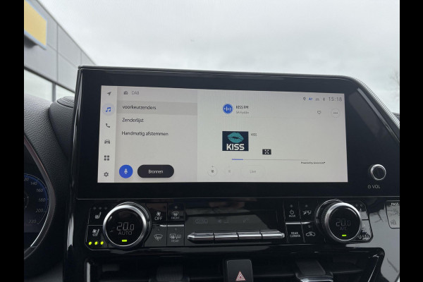 Toyota highlander 2.5 AWD Hybrid Premium 247 PK | 7 Persoons | Panoramadak | 360 graden camera | JBL audio | Head up Display | Stoelverwarming | Achterbank verwarmd | 2 Sets wielen