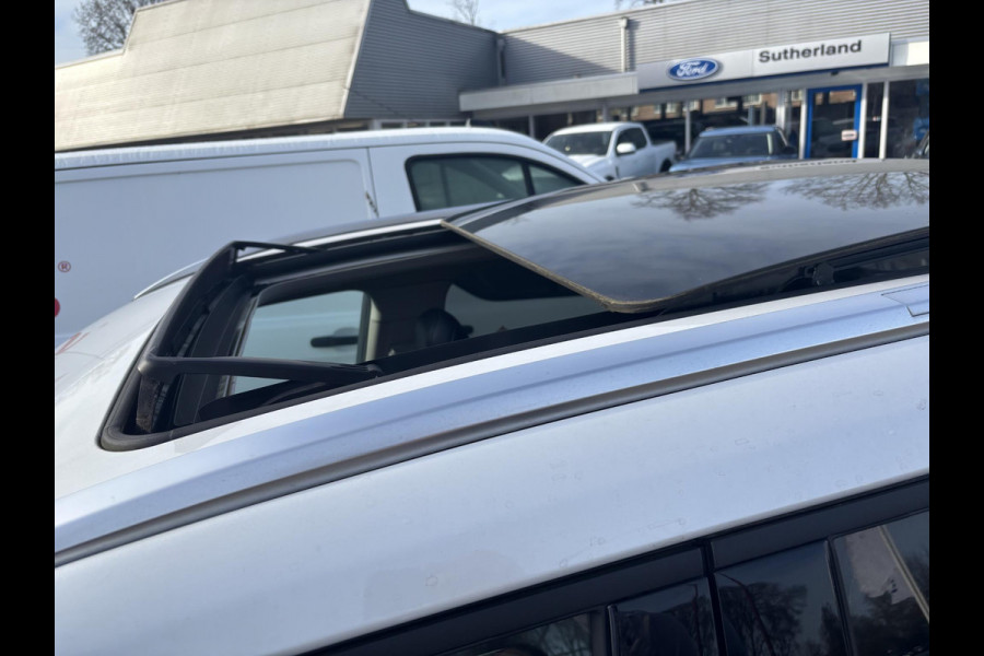 Toyota highlander 2.5 AWD Hybrid Premium 247 PK | 7 Persoons | Panoramadak | 360 graden camera | JBL audio | Head up Display | Stoelverwarming | Achterbank verwarmd | 2 Sets wielen