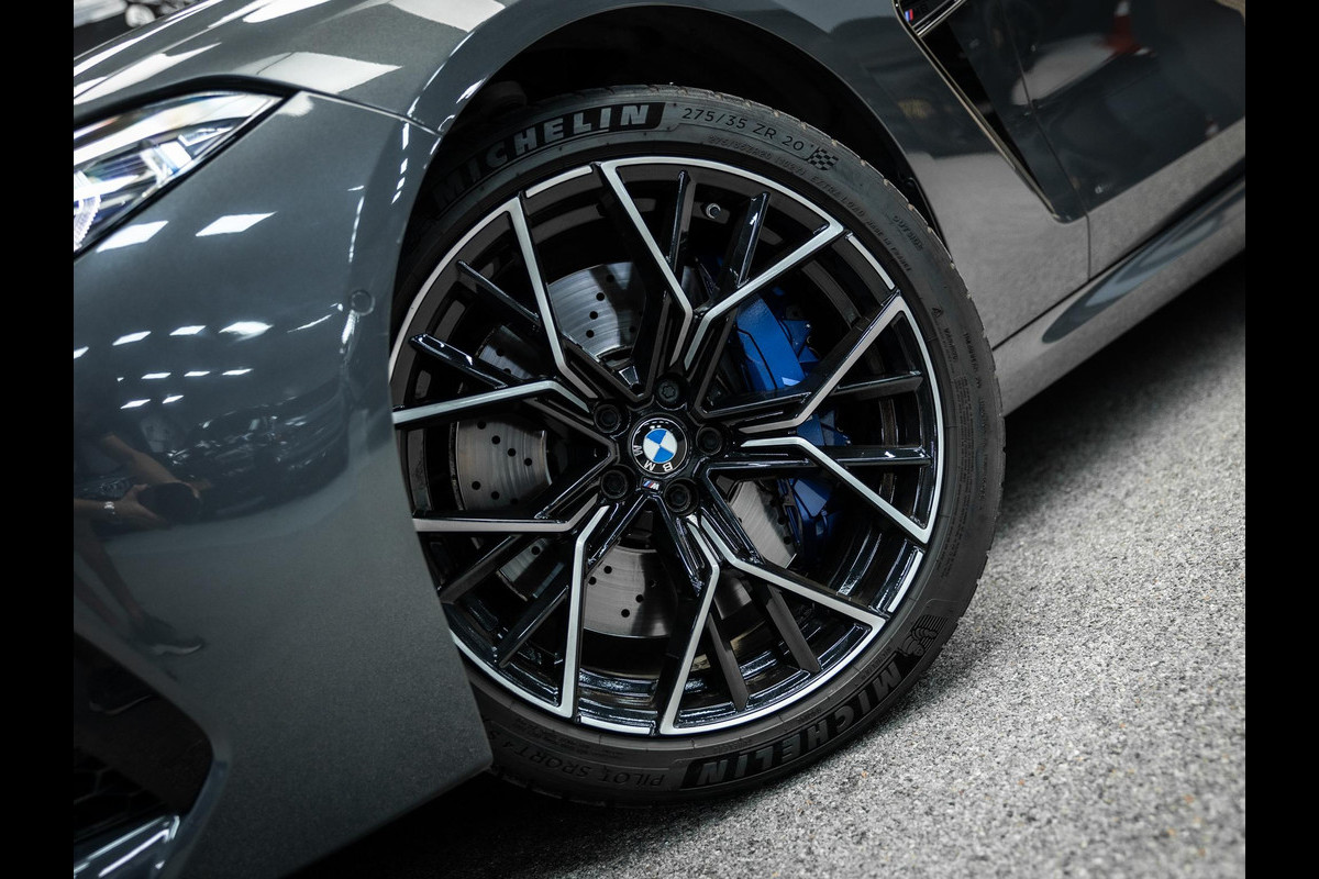 BMW 8 Serie M8 Competition | Harman Kardon | Stoelventilatie | Head-up display | Carbon interieur |