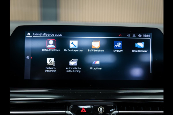 BMW 8 Serie M8 Competition | Harman Kardon | Stoelventilatie | Head-up display | Carbon interieur |