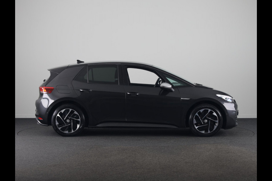 Volkswagen ID.3 Pro Edition 58 kWh | SoH 94,14%| 204PK | Navigatie | Lichtmetalen velgen | Parkeersensoren voor en achter | Half leder |