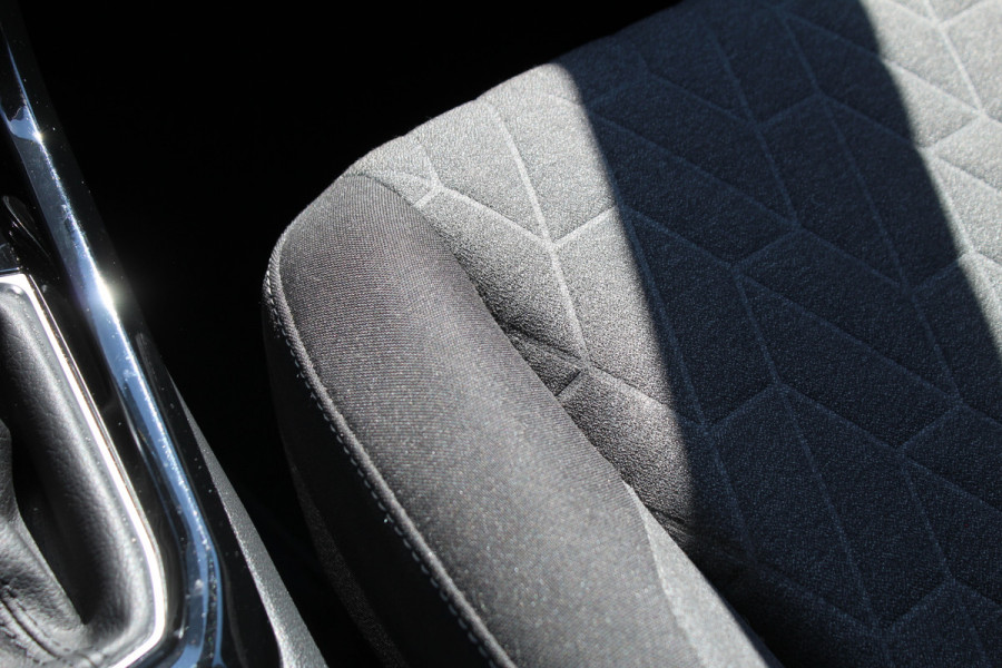 Volkswagen T-Cross 1.0 TSI Life Edition Automaat | Parkeersensoren | Adaptieve Cruise Control