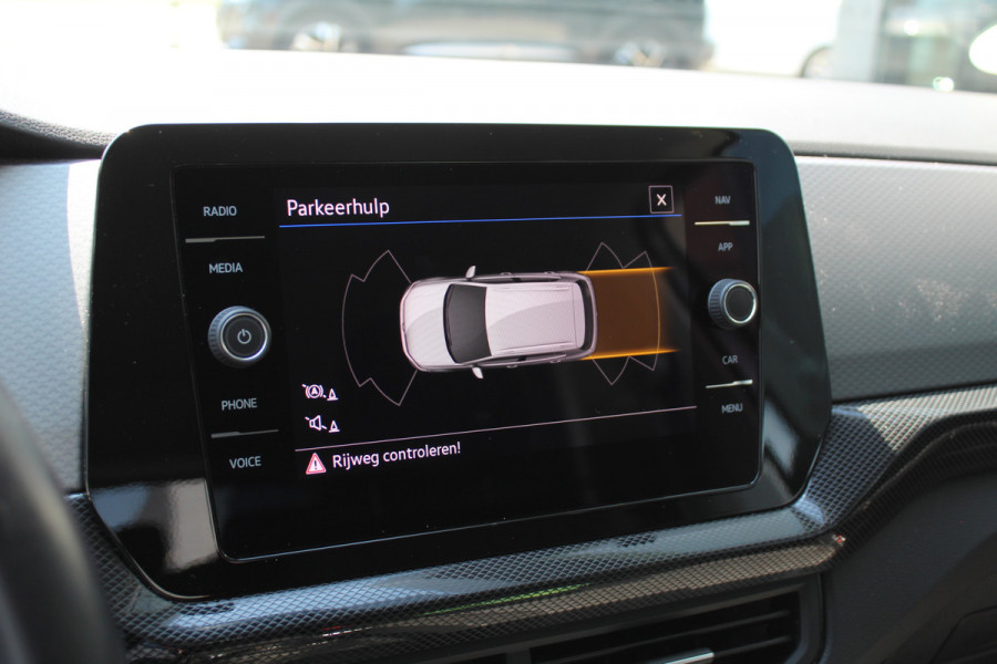 Volkswagen T-Cross 1.0 TSI Life Edition Automaat | Parkeersensoren | Adaptieve Cruise Control