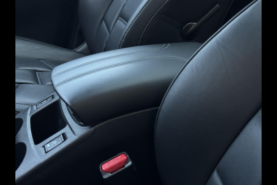 Nissan QASHQAI 1.3 DIG-T Tekna + NL-AUTO | LEDER | PANODAK | TREKHAAK