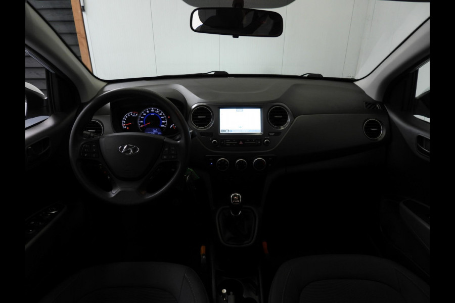 Hyundai i10 1.0i Comfort Smart Pack NAVI/AIRCO/CRUISE/PDC!
