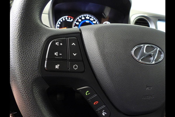 Hyundai i10 1.0i Comfort Smart Pack NAVI/AIRCO/CRUISE/PDC!