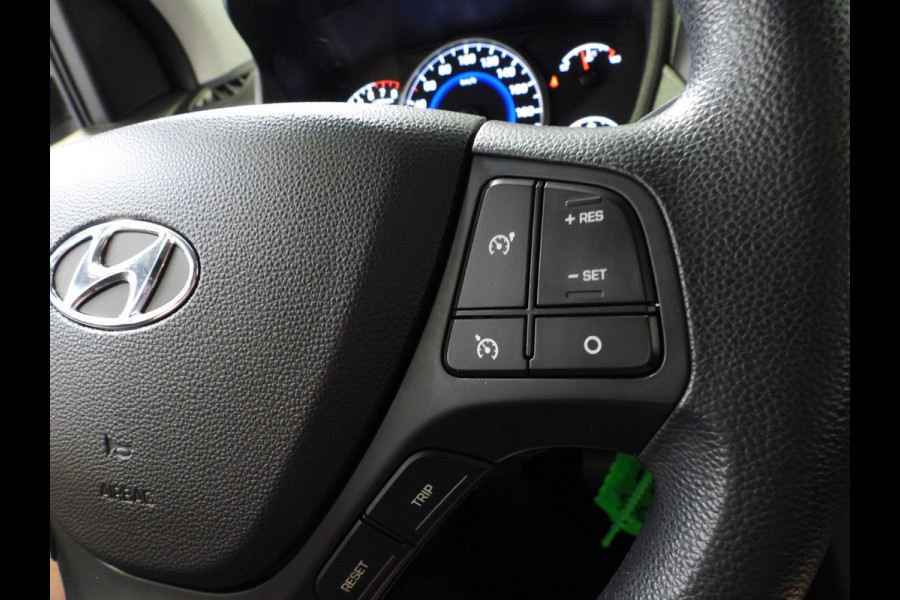 Hyundai i10 1.0i Comfort Smart Pack NAVI/AIRCO/CRUISE/PDC!