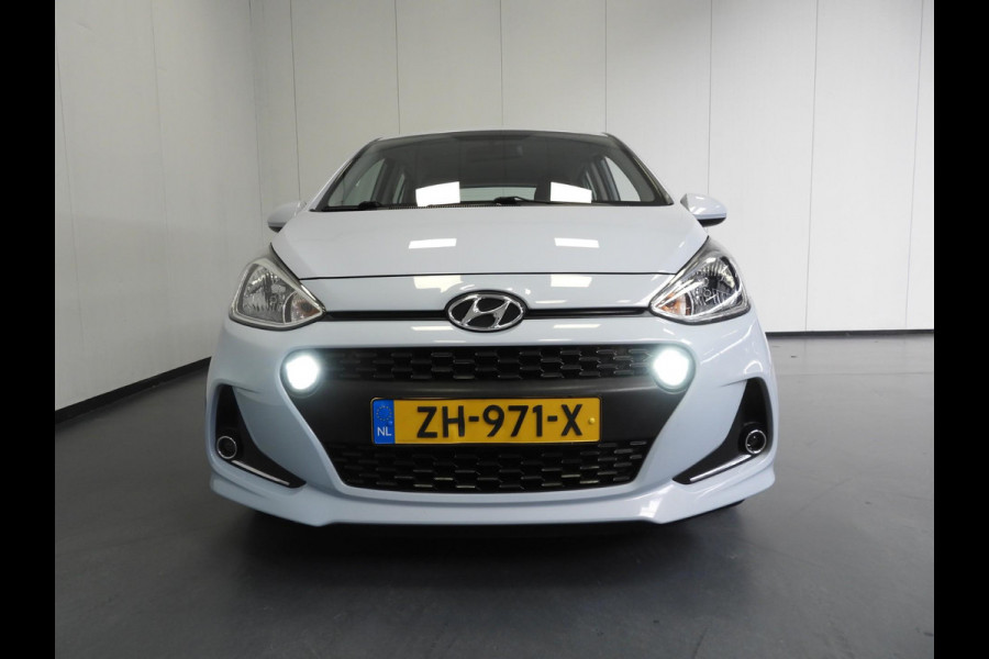 Hyundai i10 1.0i Comfort Smart Pack NAVI/AIRCO/CRUISE/PDC!
