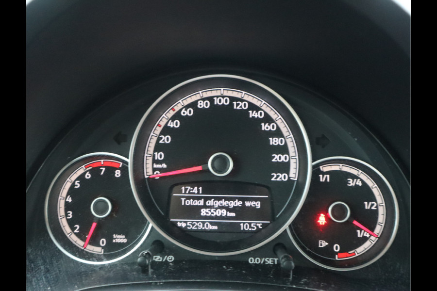 Volkswagen up! 1.0 BMT high up! Airco / 5 deurs / Stoelverw / Elekramen / Lm15'' / Ijskoude Airco /