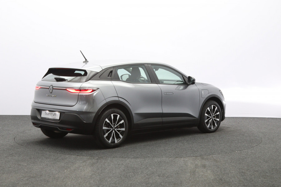 Renault Mégane E-Tech EV60 Optimum Charge Equilibre 218 PK, Climate Control, Camera, LED