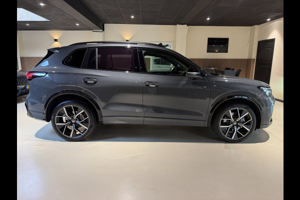 Volkswagen Tiguan 1.5 eTSI R-Line Edition |Pano|Memory|Matrix|HUD|360|Massage|