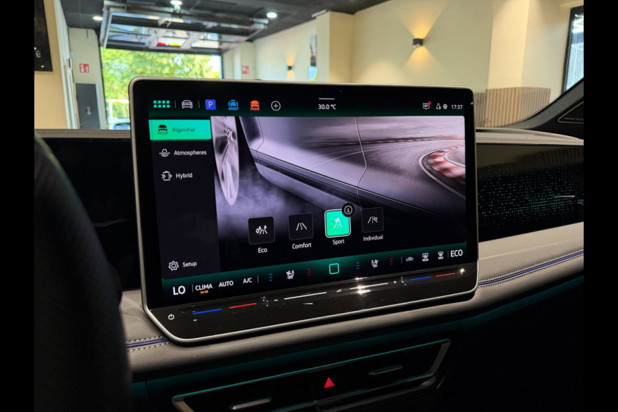 Volkswagen Tiguan 1.5 eTSI R-Line Edition |Pano|Memory|Matrix|HUD|360|Massage|