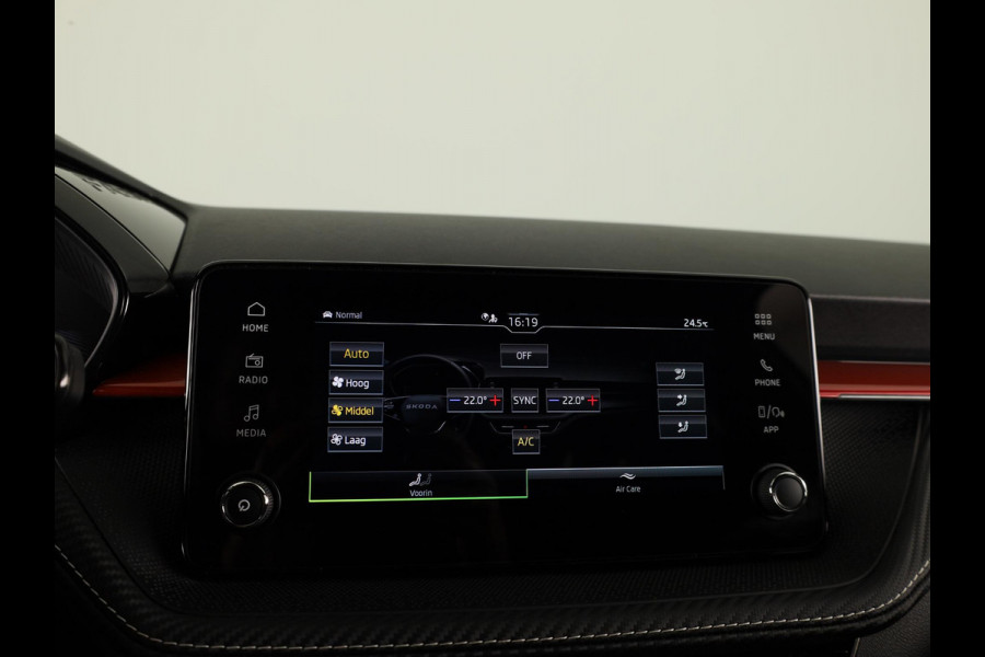 Škoda Fabia 1.0 TSI Monte Carlo 115 pk Automaat (DSG) | Verlengde garantie | Navigatie via App | Parkeersensoren | Achteruitrijcamera | Adaptieve cruise control | Stoelverwarming |
