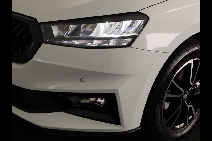 Škoda Fabia 1.0 TSI Monte Carlo 115 pk Automaat (DSG) | Verlengde garantie | Navigatie via App | Parkeersensoren | Achteruitrijcamera | Adaptieve cruise control | Stoelverwarming |
