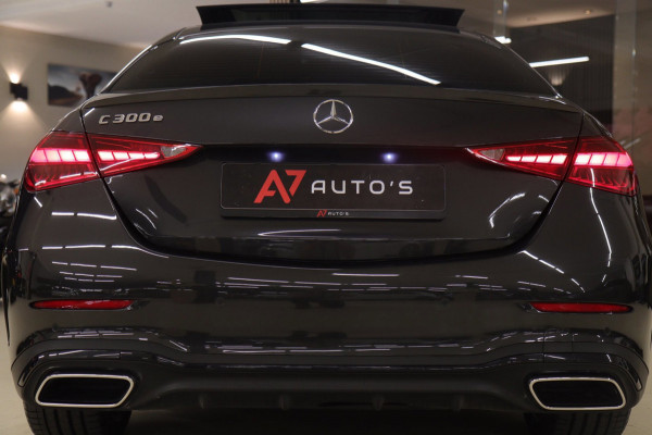 Mercedes-Benz C-Klasse 300 E AMG Line / PANO/HUD/CARPLAY/SFEERVERLICHTING/BOMVOL