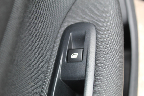 Peugeot 308 SW 1.2 Turbo 131 PK Blue Lease Allure Erg nette en goed onderhouden Peugeot 308 360 Camera, Navigatie, Clima, pdc, lmv