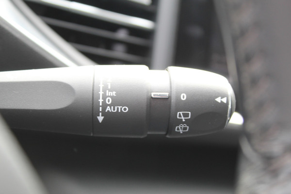Peugeot 308 SW 1.2 Turbo 131 PK Blue Lease Allure Erg nette en goed onderhouden Peugeot 308 360 Camera, Navigatie, Clima, pdc, lmv