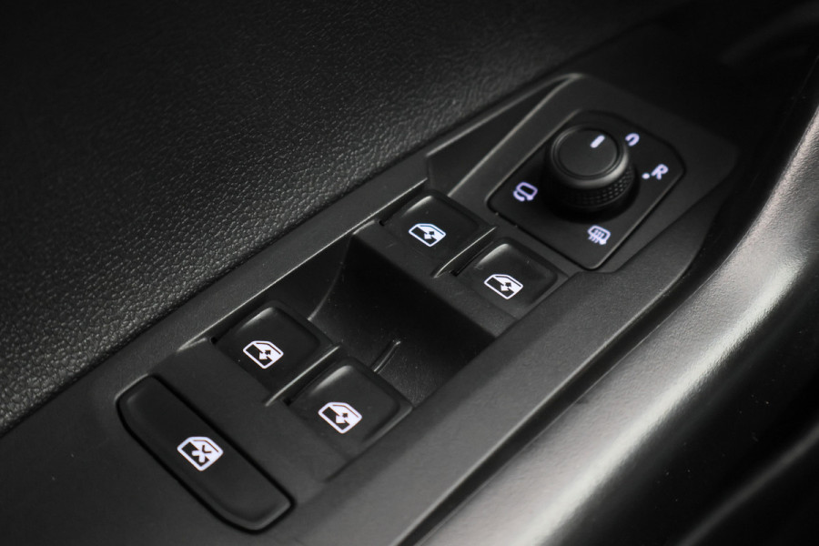 Volkswagen Taigo 1.0 TSI Life Virtual Cockpit, LED, Keyless, Apple Carplay, ACC