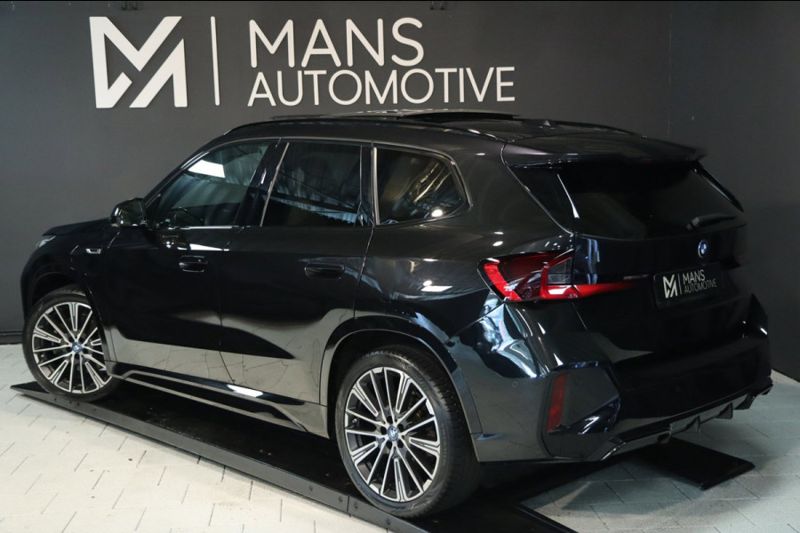 BMW X1 XDrive30e M Sport / PANO / HUD / MEMORY / H&K / 360 / KEYLESS / 20'