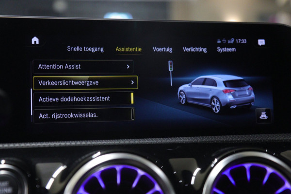 Mercedes-Benz A-Klasse 250 4MATIC AMG-LINE /PANO/CARPLAY/MEMORY/360CAM/VOL