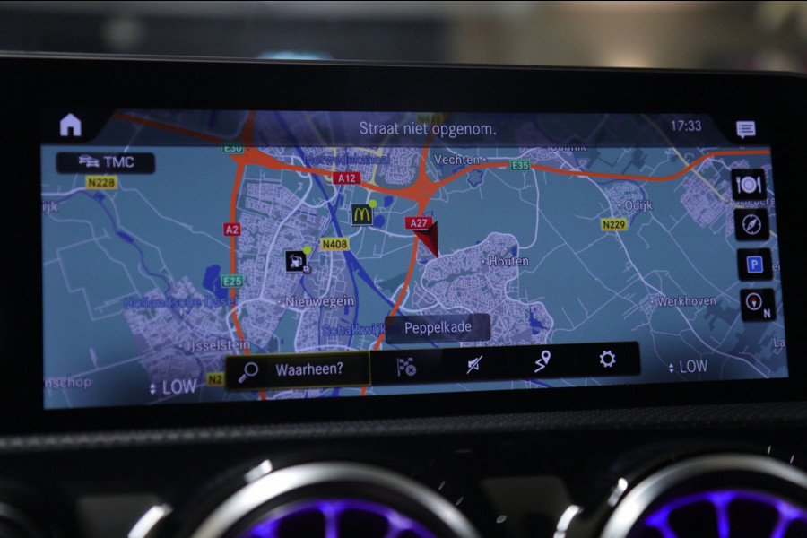 Mercedes-Benz A-Klasse 250 4MATIC AMG-LINE /PANO/CARPLAY/MEMORY/360CAM/VOL