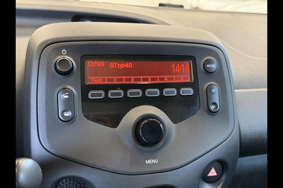 Toyota Aygo 1.0 VVT-i x-fun Airco Bluetooth Centrale vergrendeling + afstand bediening Electrische ramen Led 5 Deurs