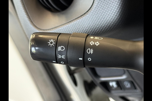 Toyota Aygo 1.0 VVT-i x-fun Airco Bluetooth Centrale vergrendeling + afstand bediening Electrische ramen Led 5 Deurs