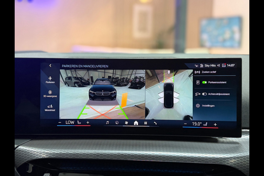 BMW 3 Serie Touring 330e M Sport High Executive | Trekhaak | 360° Camera | ACC | Memory | CarPlay | BTW