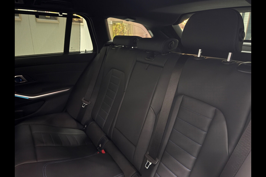 BMW 3 Serie Touring 330e M Sport High Executive | Trekhaak | 360° Camera | ACC | Memory | CarPlay | BTW