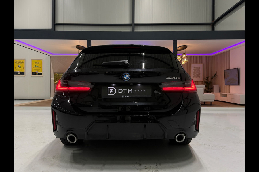 BMW 3 Serie Touring 330e M Sport High Executive | Trekhaak | 360° Camera | ACC | Memory | CarPlay | BTW