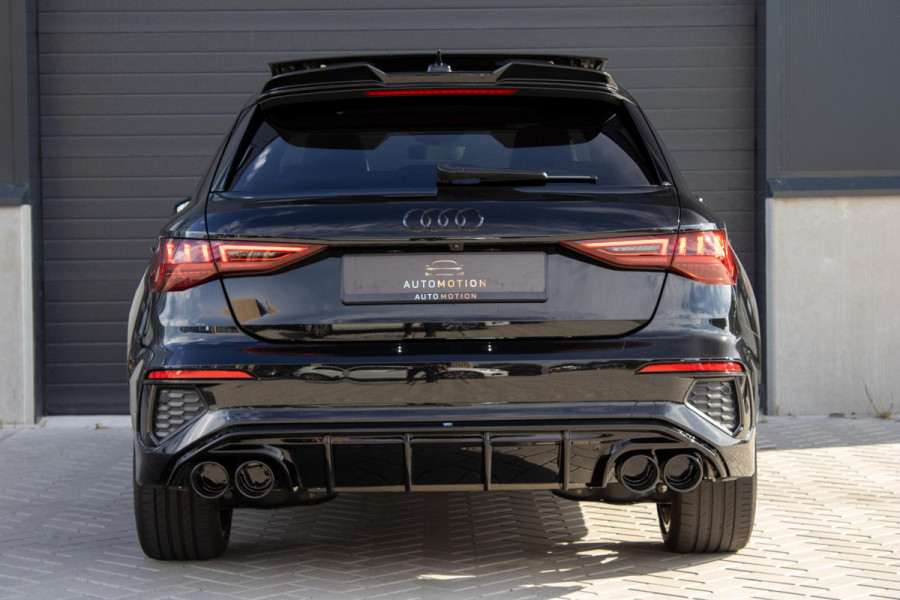 Audi A3 Sportback 40 TFSIe S line RS Bekleding MATRIX PANO MAXTON  ACC