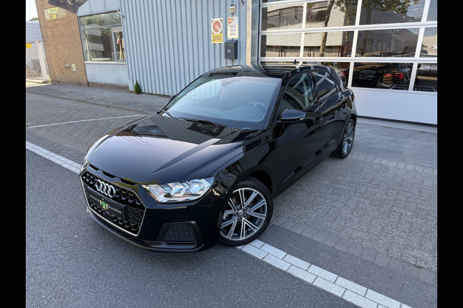 Audi A1 SPORTBACK 30 TFSI ECC/PDC V&A/LMV-17/Apple CarPlay