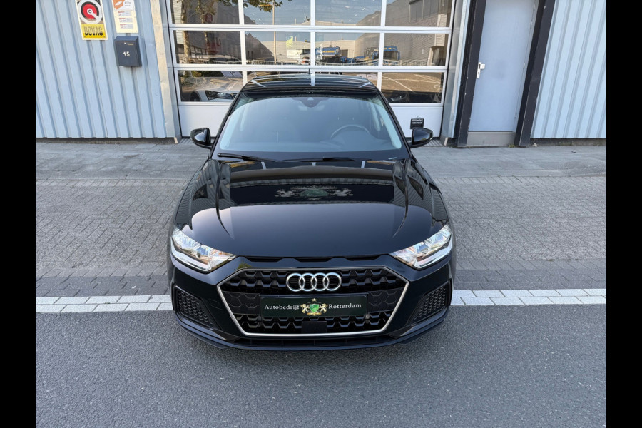 Audi A1 SPORTBACK 30 TFSI ECC/PDC V&A/LMV-17/Apple CarPlay