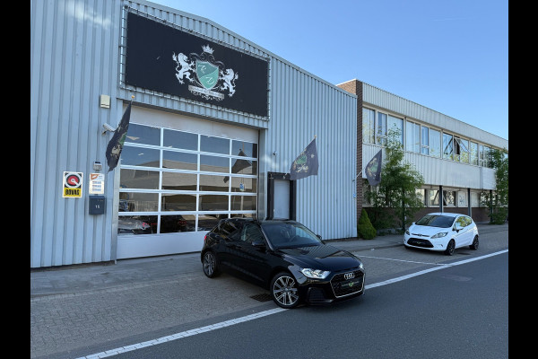 Audi A1 SPORTBACK 30 TFSI ECC/PDC V&A/LMV-17/Apple CarPlay