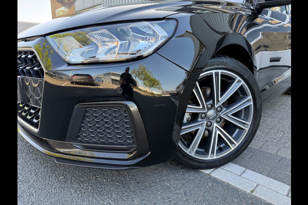 Audi A1 SPORTBACK 30 TFSI ECC/PDC V&A/LMV-17/Apple CarPlay