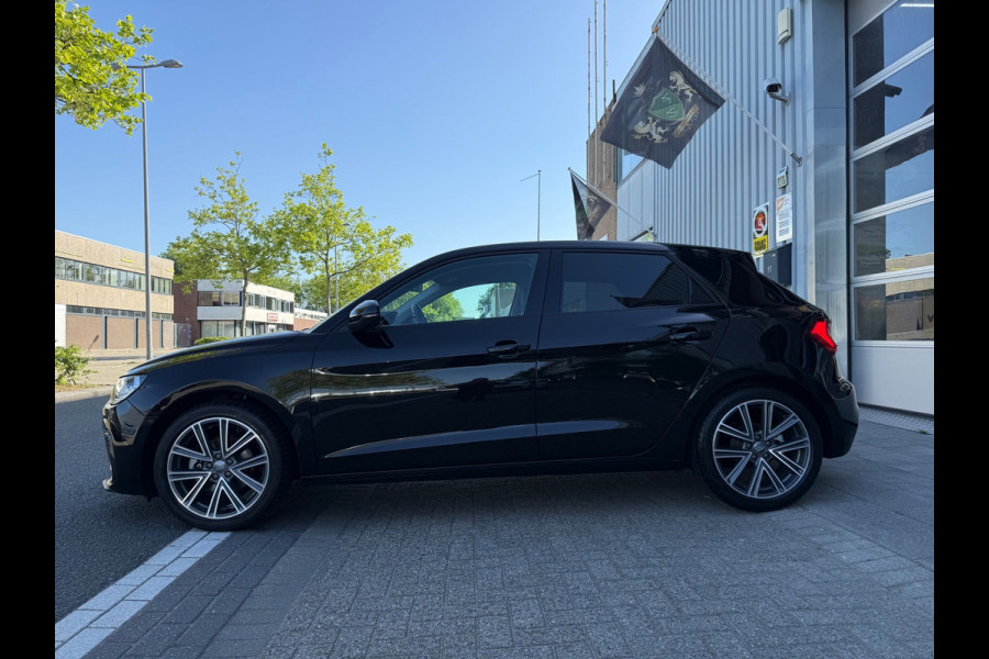Audi A1 SPORTBACK 30 TFSI ECC/PDC V&A/LMV-17/Apple CarPlay