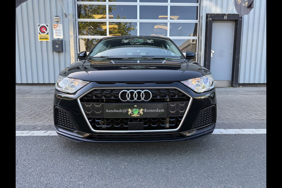 Audi A1 SPORTBACK 30 TFSI ECC/PDC V&A/LMV-17/Apple CarPlay