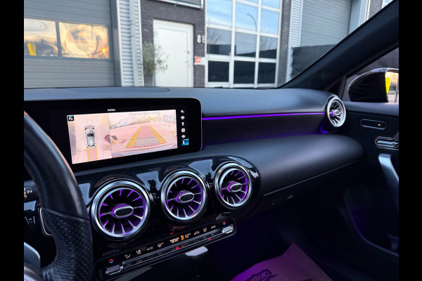 Mercedes-Benz A-Klasse 220 AMG | Sfeerverlichting | Pano | Night-pakket