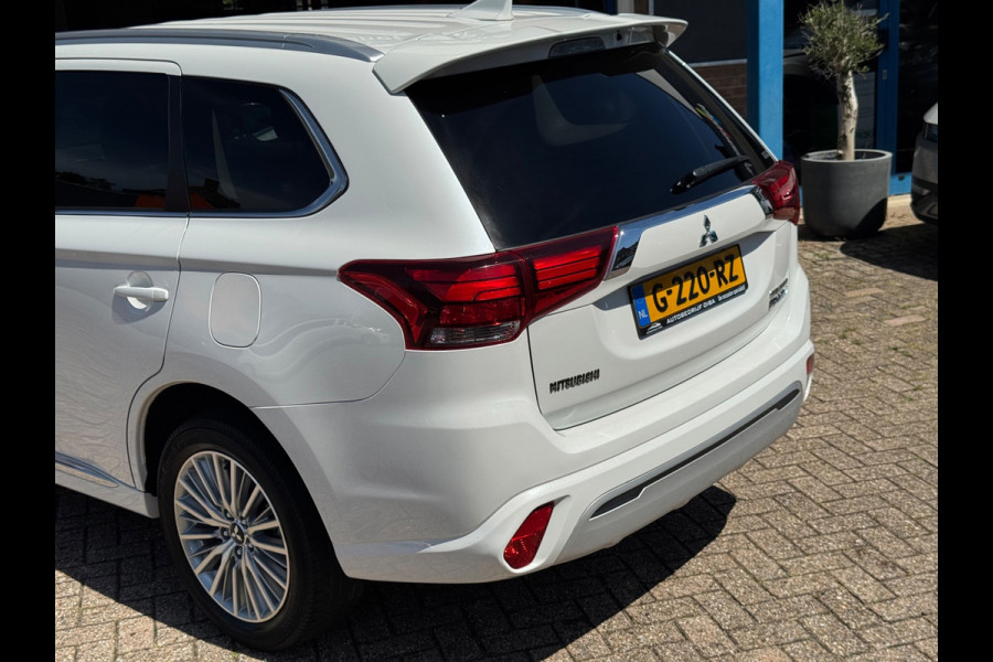 Mitsubishi Outlander 2.4 PHEV Pure+ 2019 AUT NAVI LM NAP!