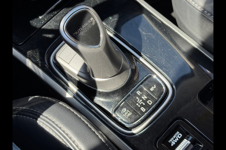 Mitsubishi Outlander 2.4 PHEV Pure+ 2019 AUT NAVI LM NAP!